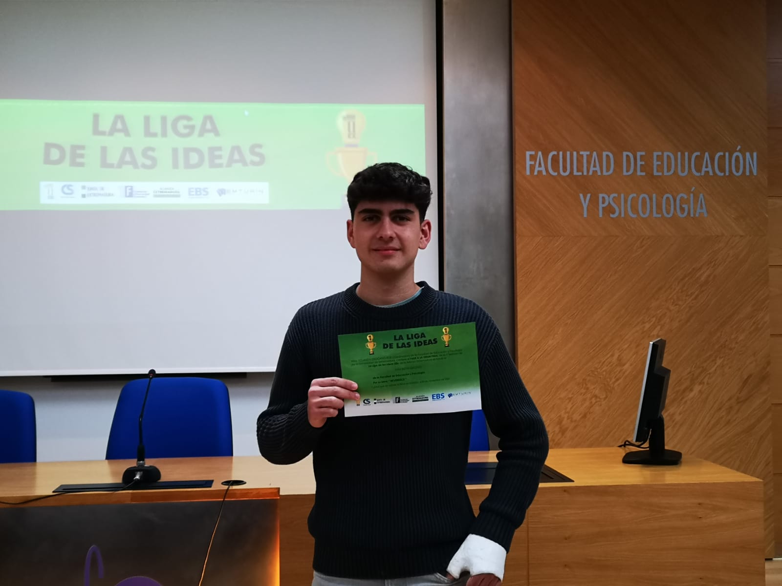 Imagen por defecto de 340 por 227 píxeles